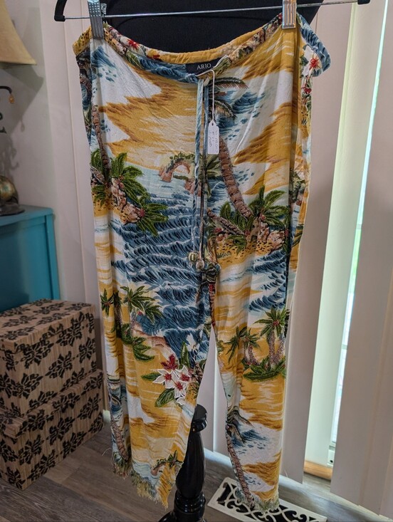 Ario Pants - Ario Beach Pant with Tropical Scene And Beading